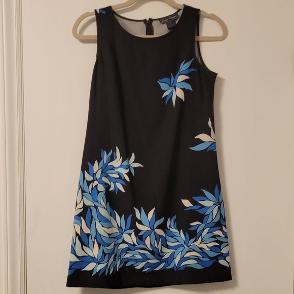 ❣️HP❣️Jessica Howard sleeveless black dress blue flowered print sz: 6P - Picture 2 of 4
